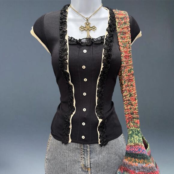 PLUMAGE Korea Knit Ruffle Trim Top Gothic Lolita Coquette Style Black Cream - Picture 1 of 8